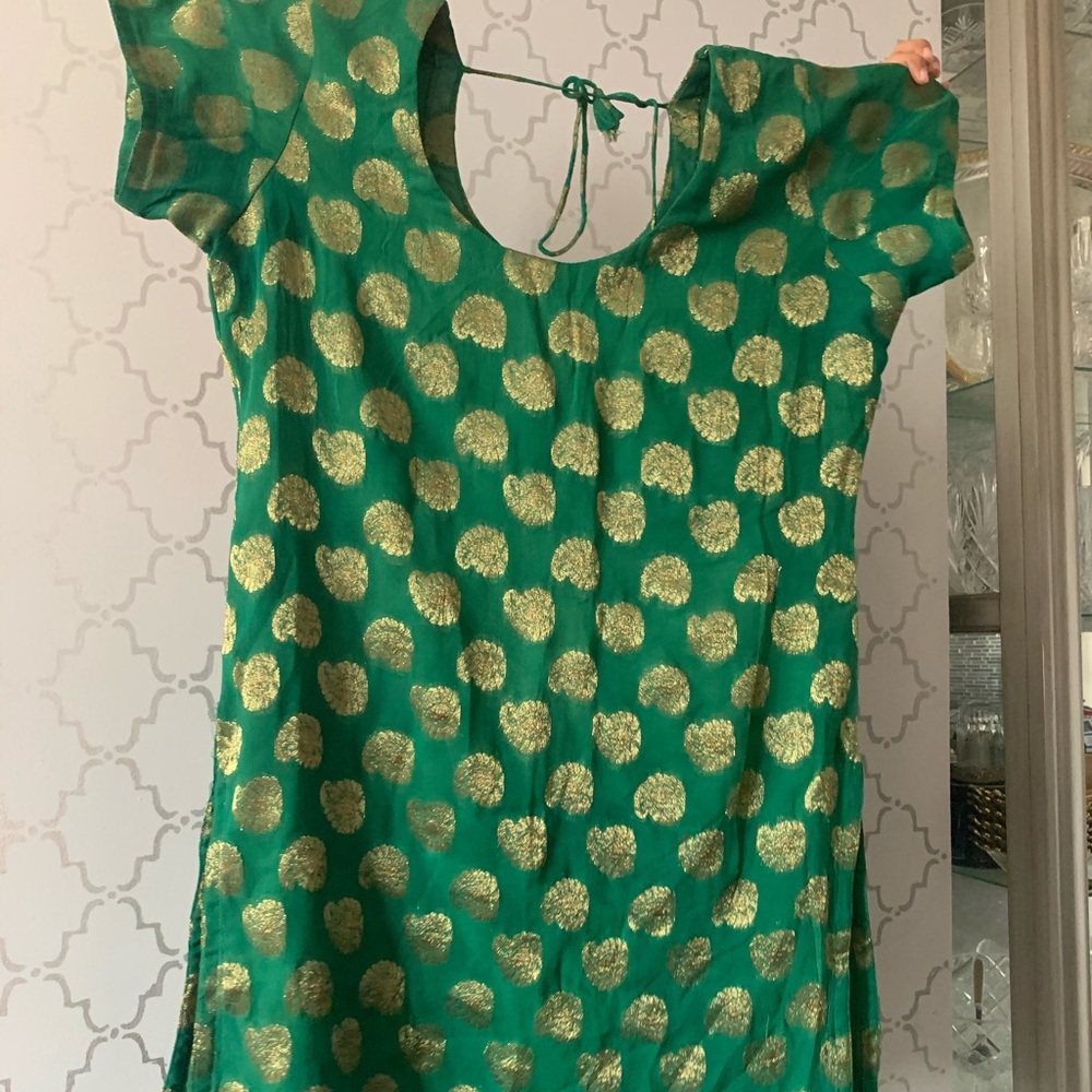 Woman's dress✨